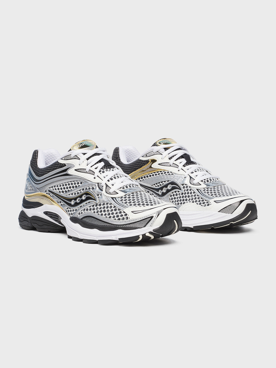 saucony progrid omni 9 silver/gold sneakers