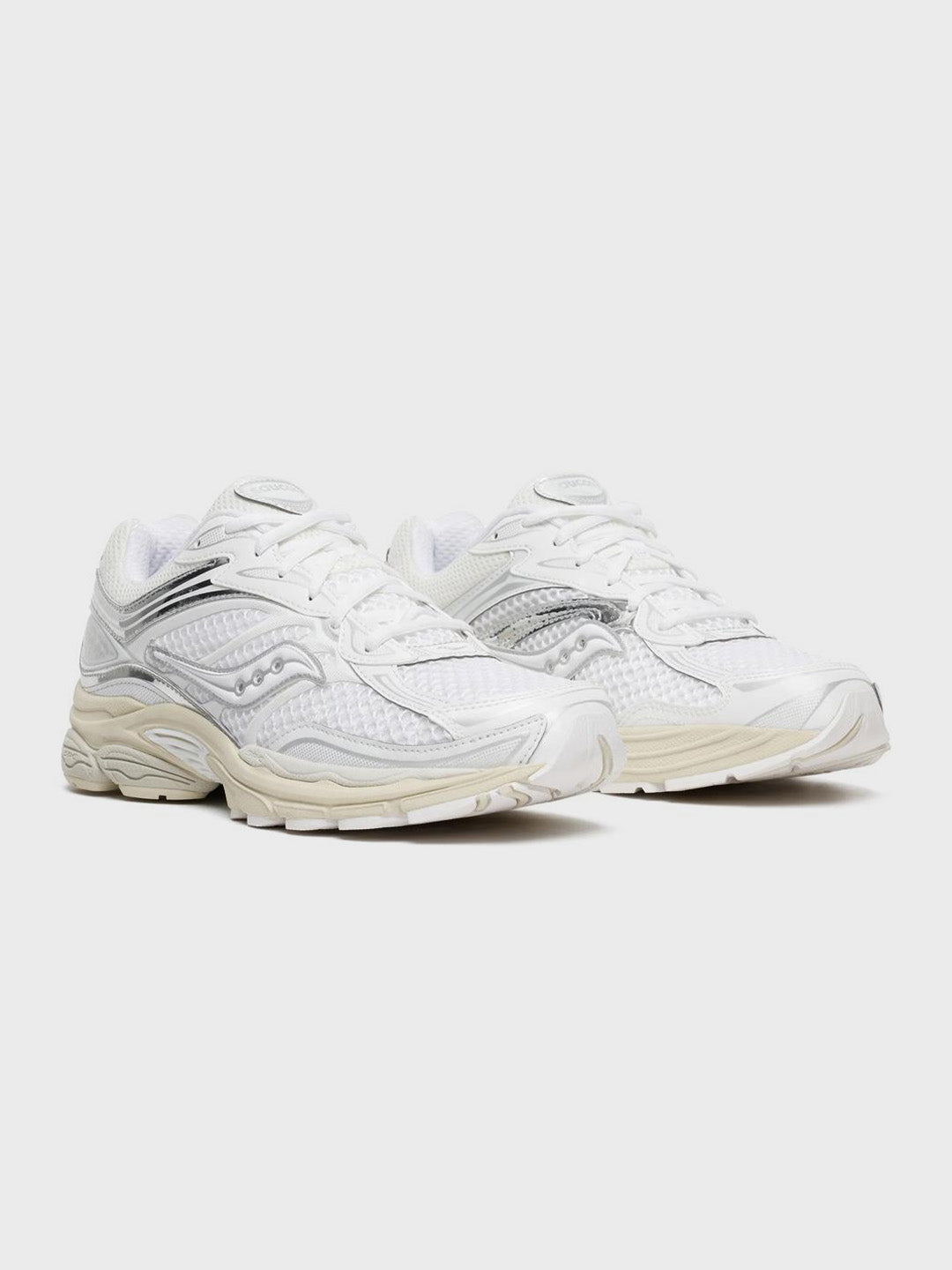 Saucony ProGrid Omni 9 Sneakers | White/Eggshell