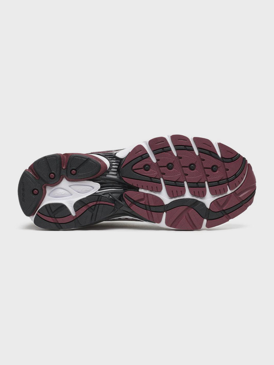 Saucony ProGrid Omni 9 Sneakers White/Maroon – S101245-1095 – zool