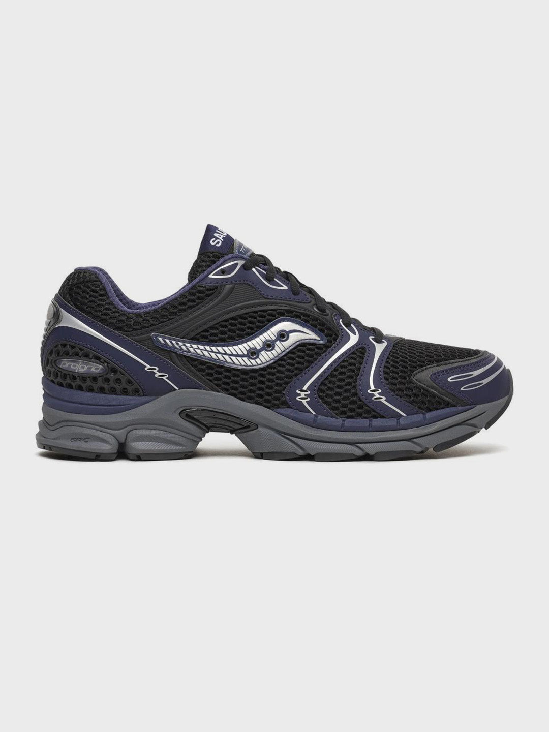 Saucony ProGrid Triumph 4 Sneakers | Black/Naval