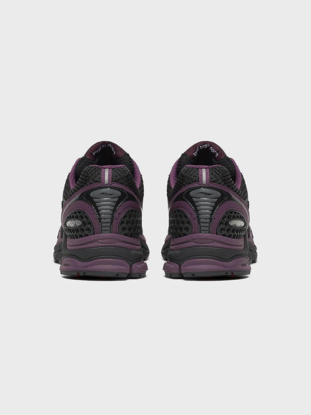 Saucony ProGrid Triumph 4 Sneakers | Eggplant/Black