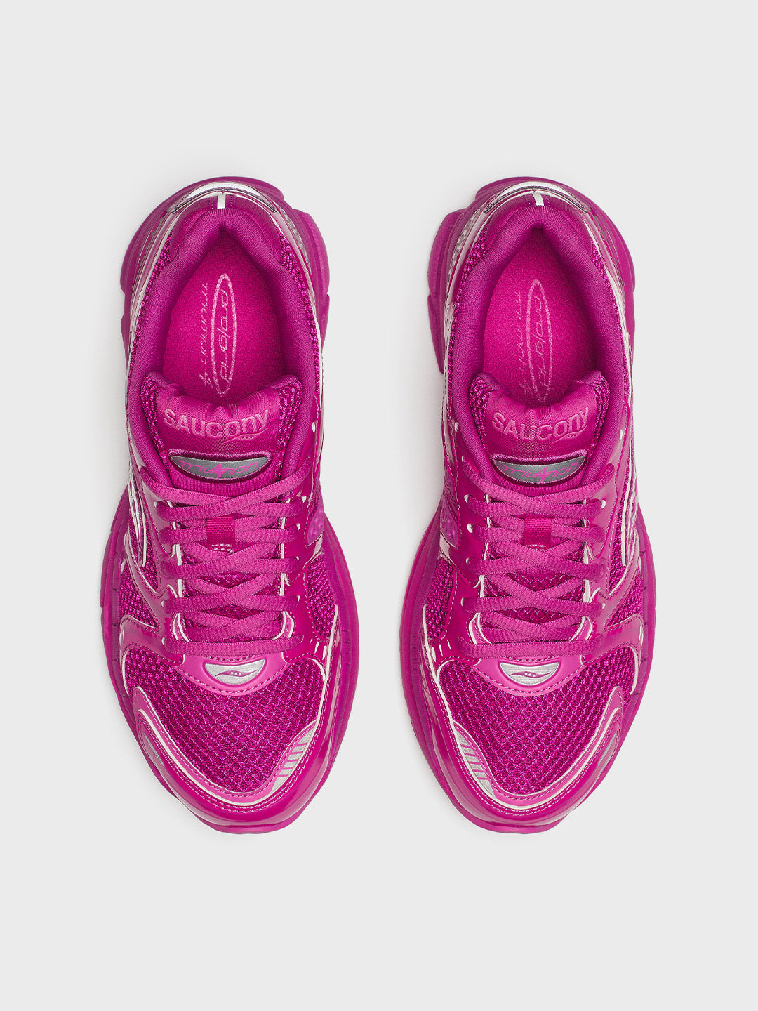 Bovenaanzicht van Saucony Progrid Triumph 4 sneakers in pink