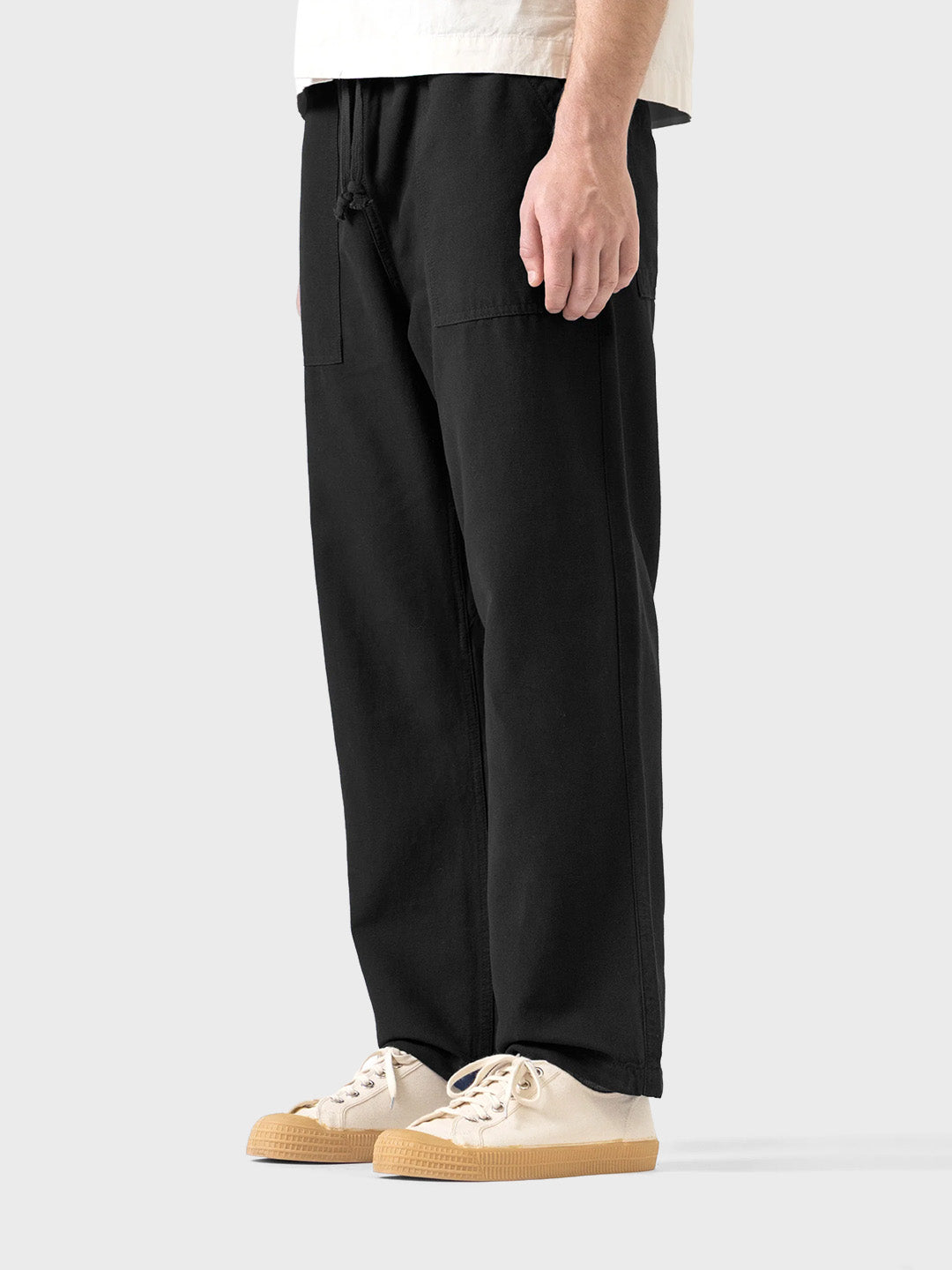 Service Works Classic Chef Pants Black - model zijkant