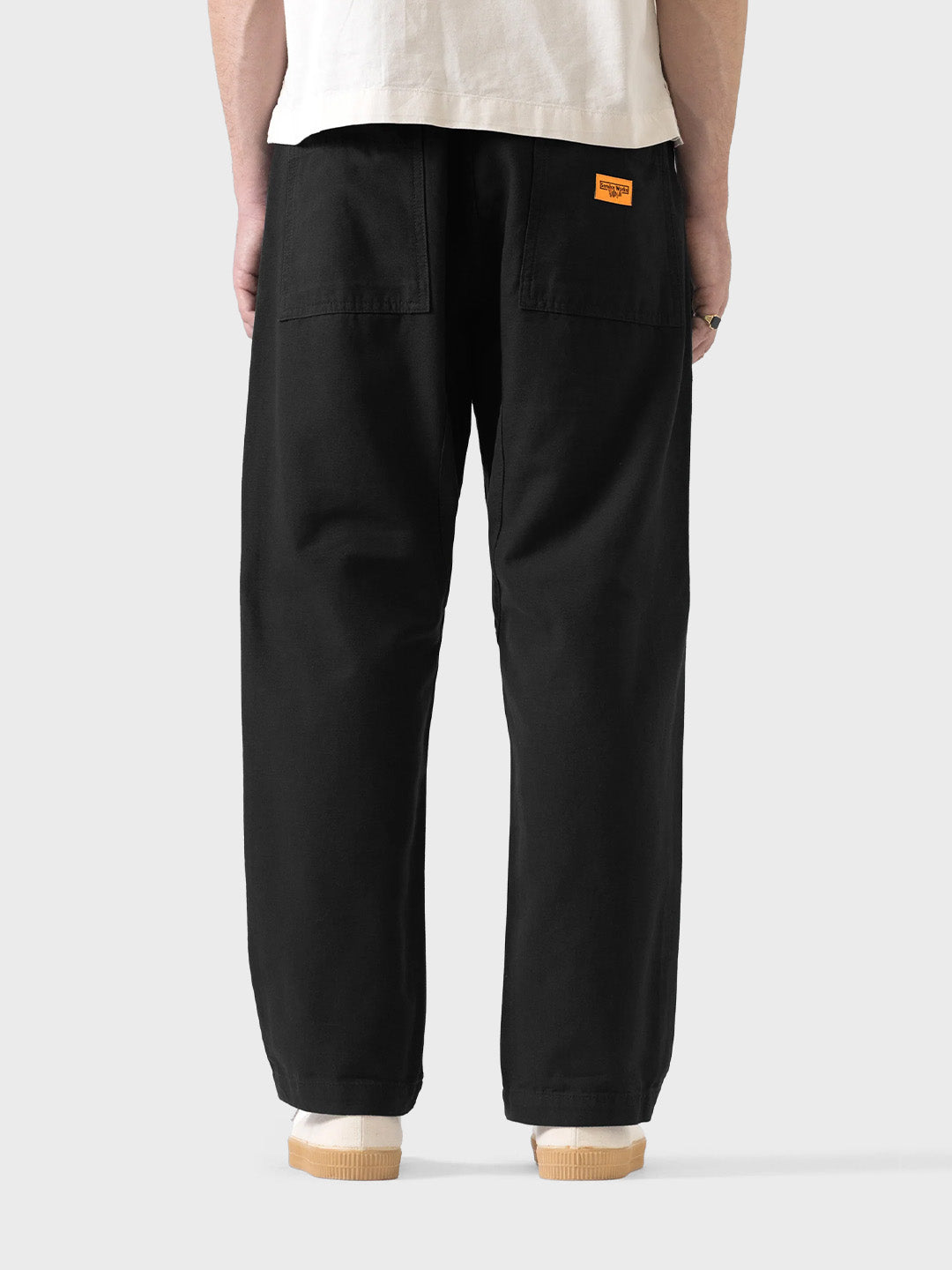 Service Works Classic Chef Pants Black - model achterkant