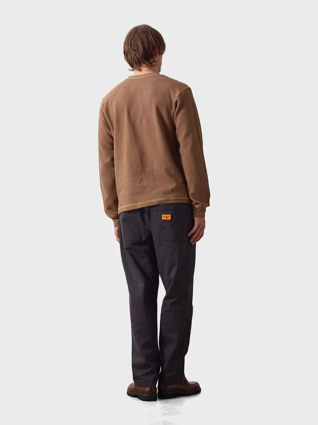 Service Works Waffle Thermal Longsleeve Brown – achterkant