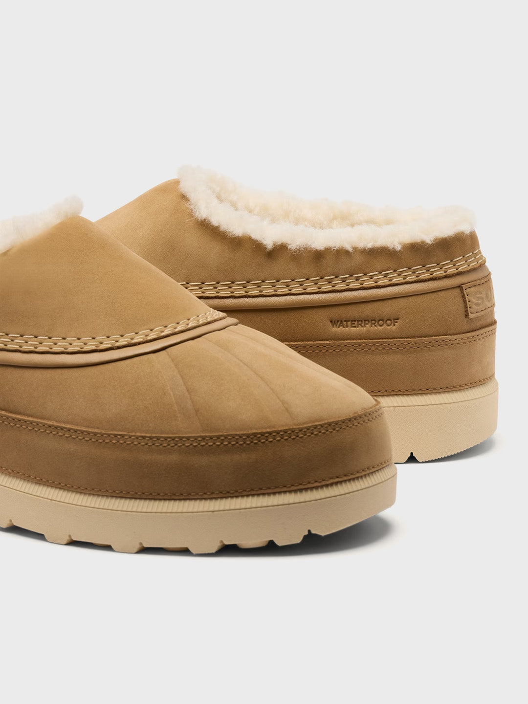 Sorel Ambler Fireside Waterproof Clog Caribou – close-up