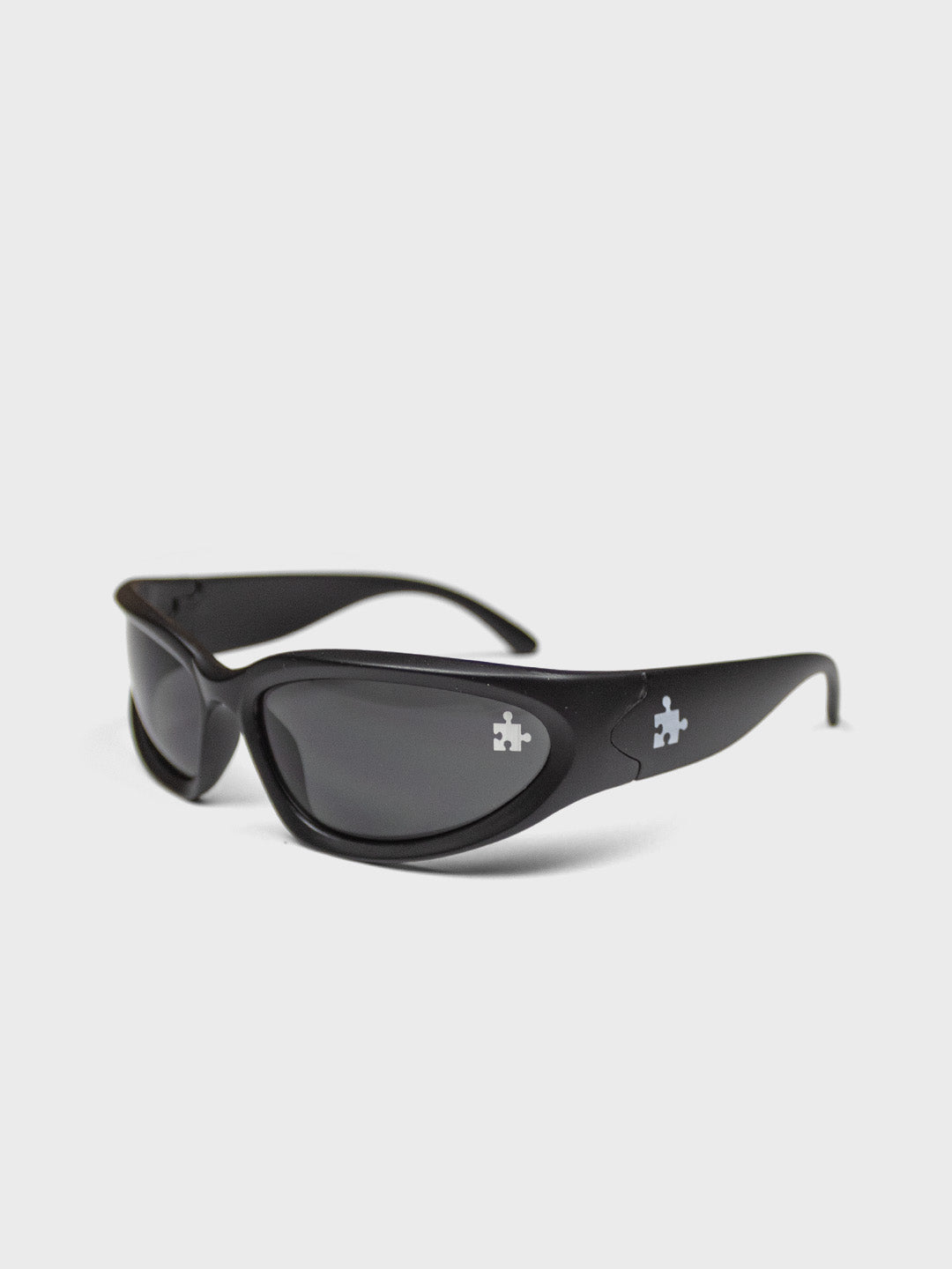 The Missing Piece Marwim Shades Black - schuin vooraanzicht