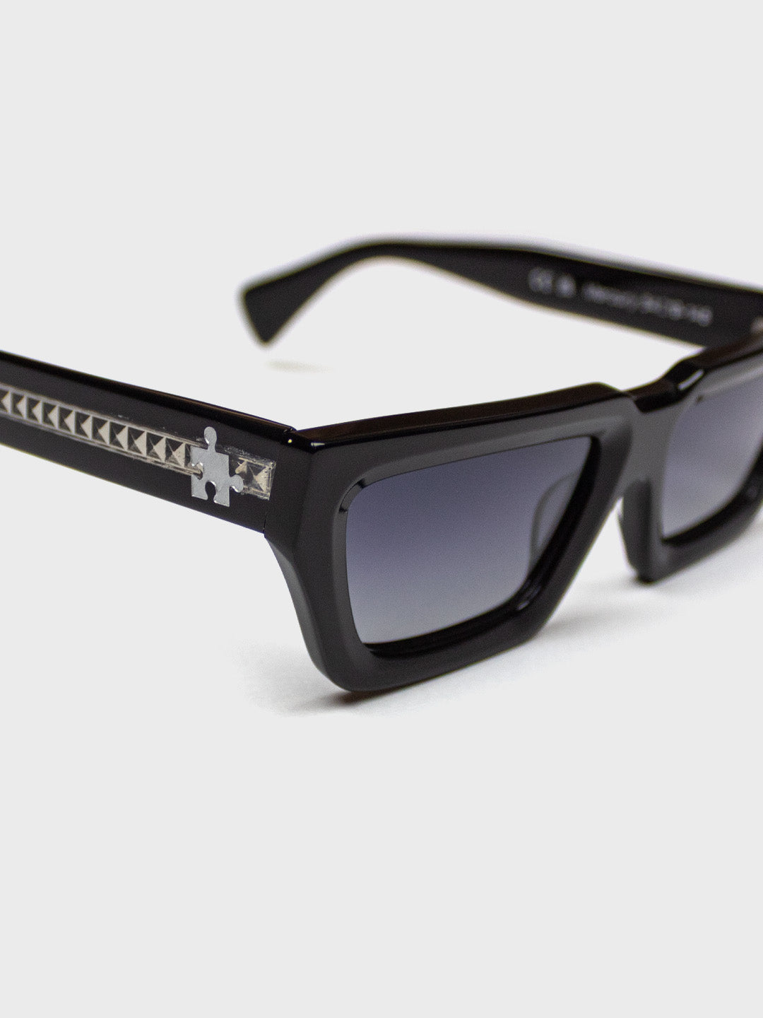 The Missing Piece Mercury Shades | Black