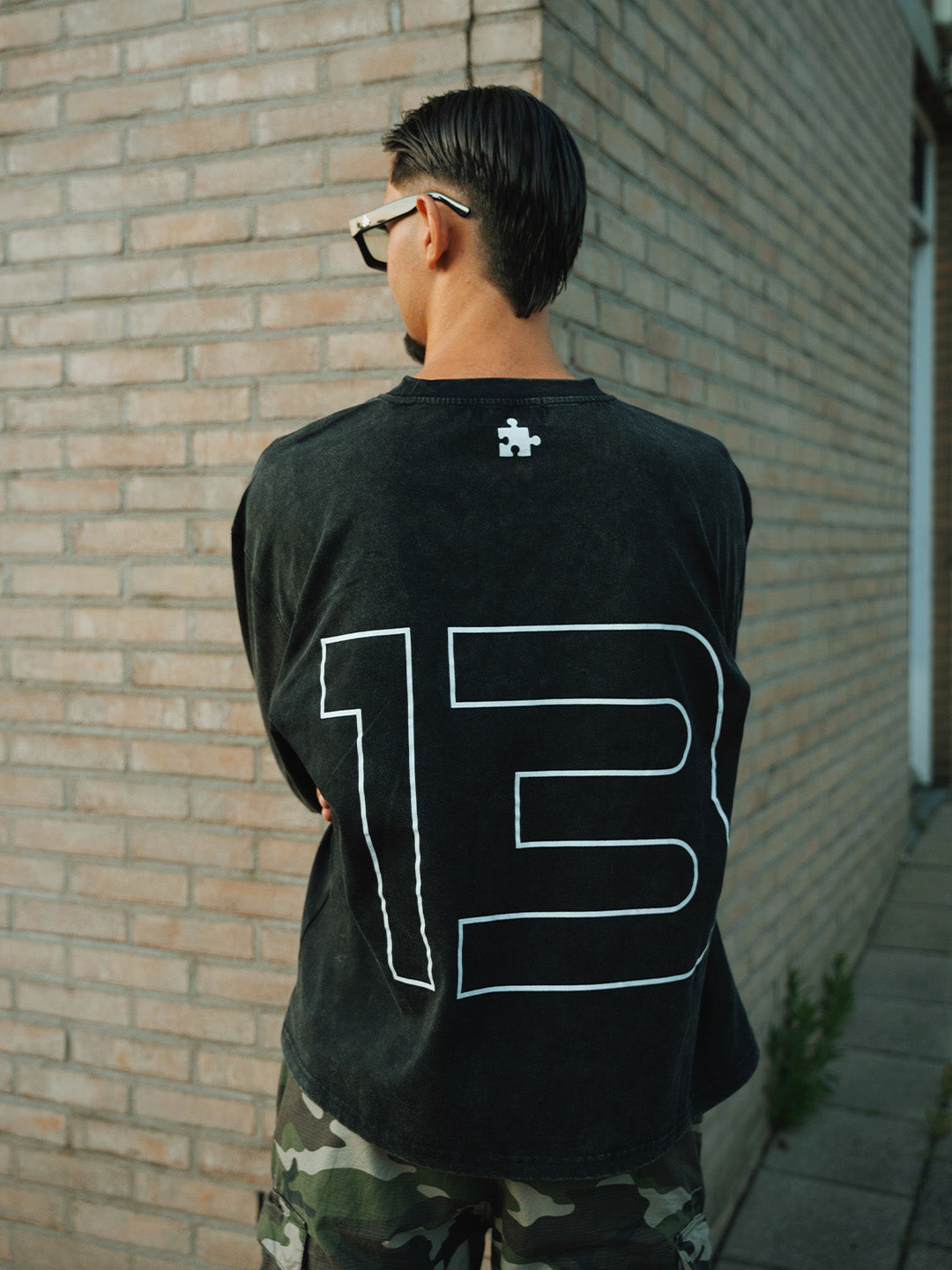 Achteraanzicht The Missing Piece longsleeve 2.0 Washed Black