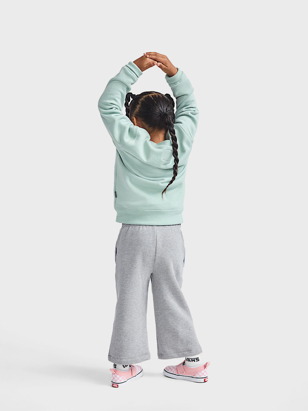 Vans Classic Oval Kids Crewneck Sweater Light Green – model achterkant