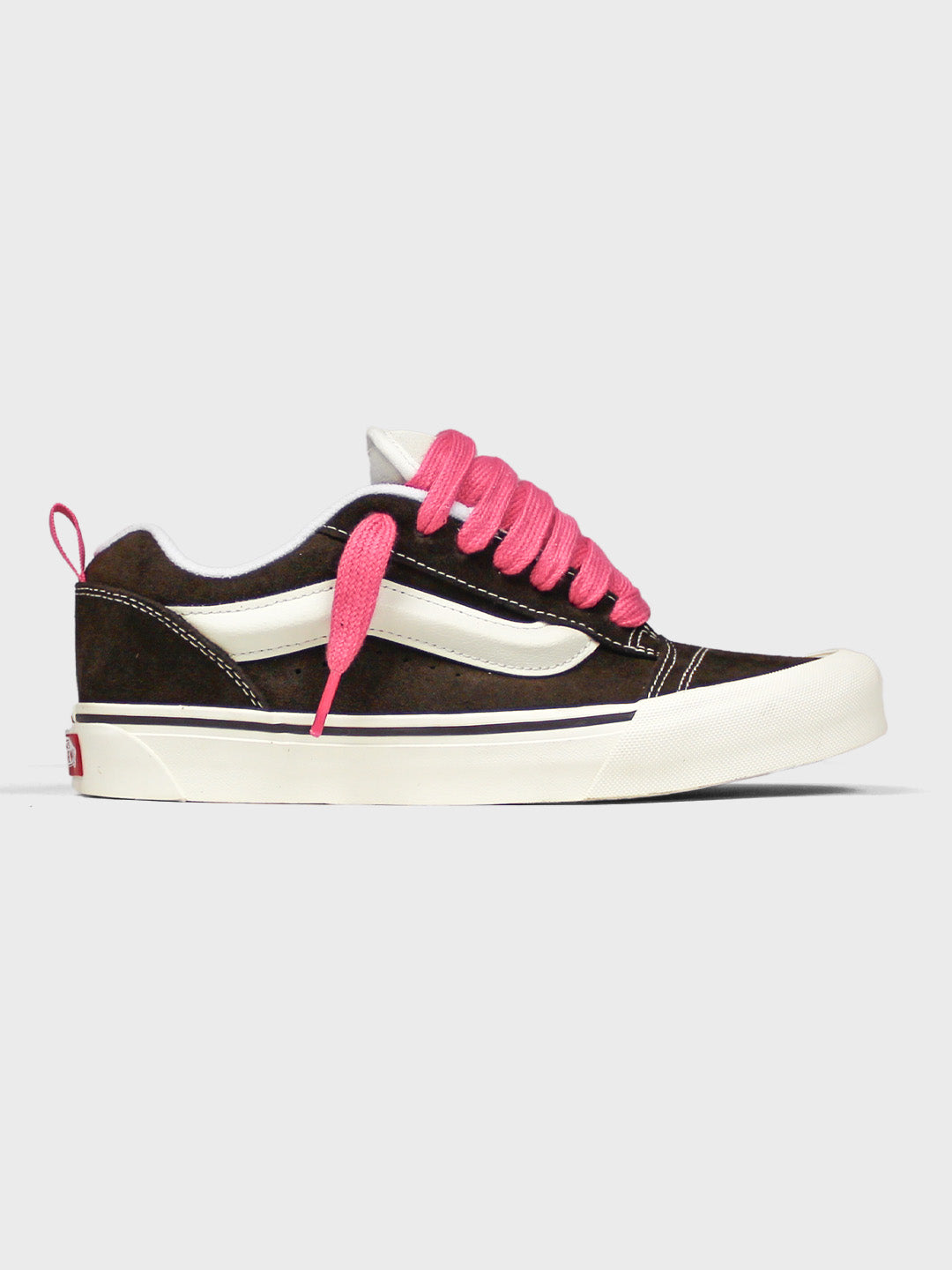 Pink black and outlet white vans