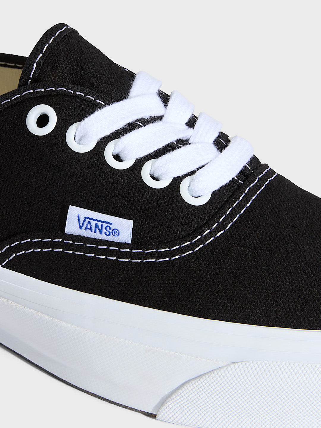 Vans Premium Authentic 44 LX Sneakers Black/White - close-up