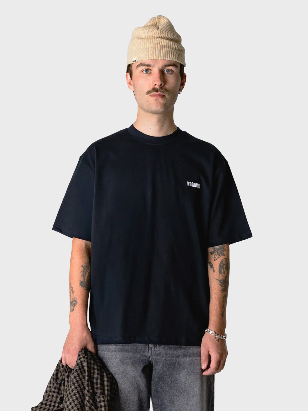 Woodbird WBBaine Sea T-Shirt Black - model voorkant