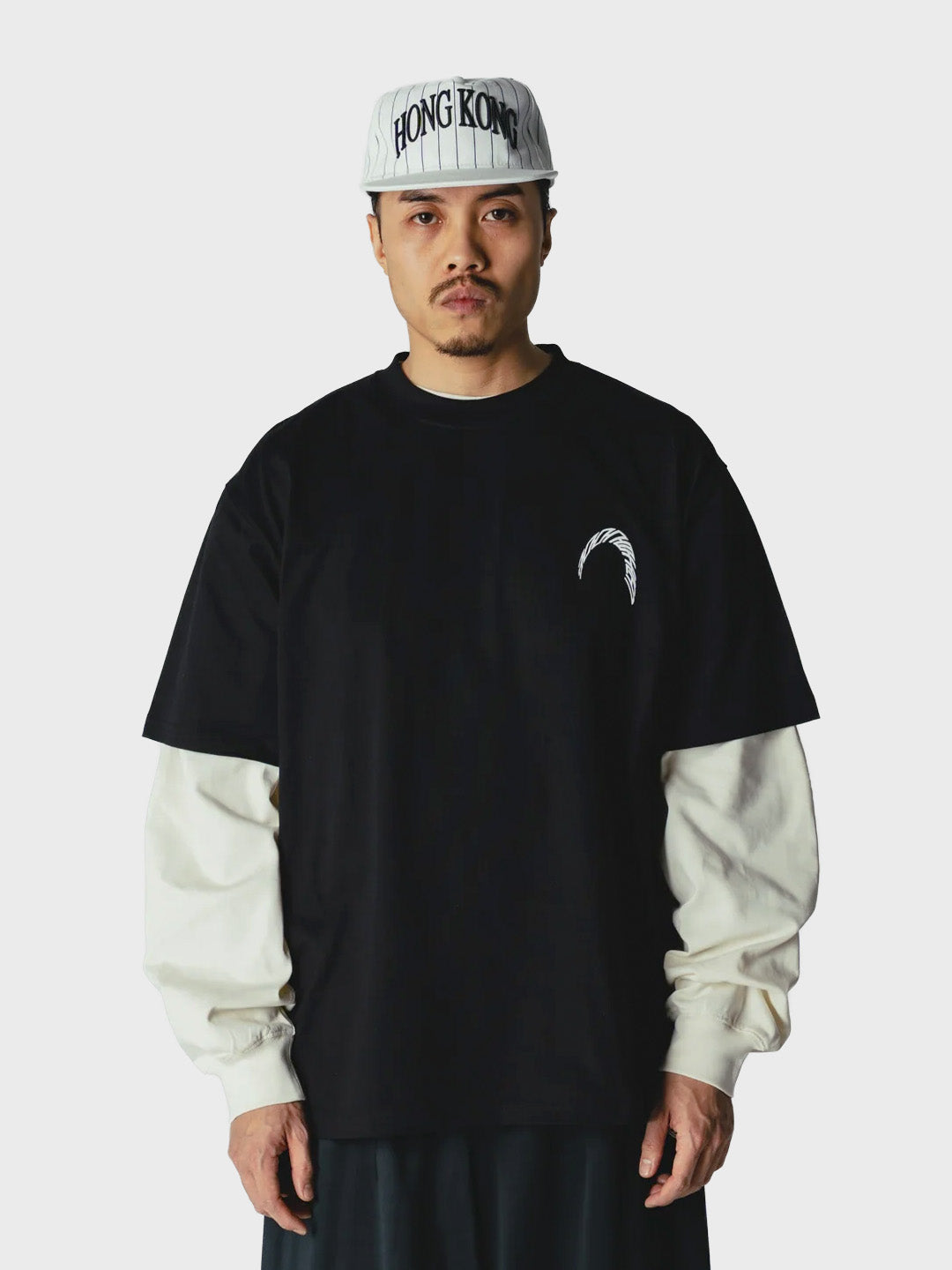 Woodbird WBBaine Warp T-Shirt Black – voorkant