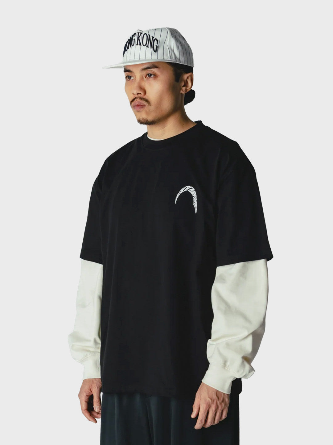 Woodbird WBBaine Warp T-Shirt Black – zijkant