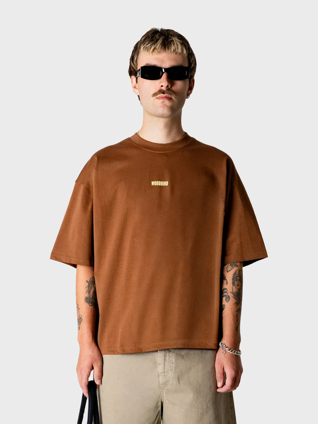 Woodbird WBBeam Lion T-Shirt Brown - model voorkant