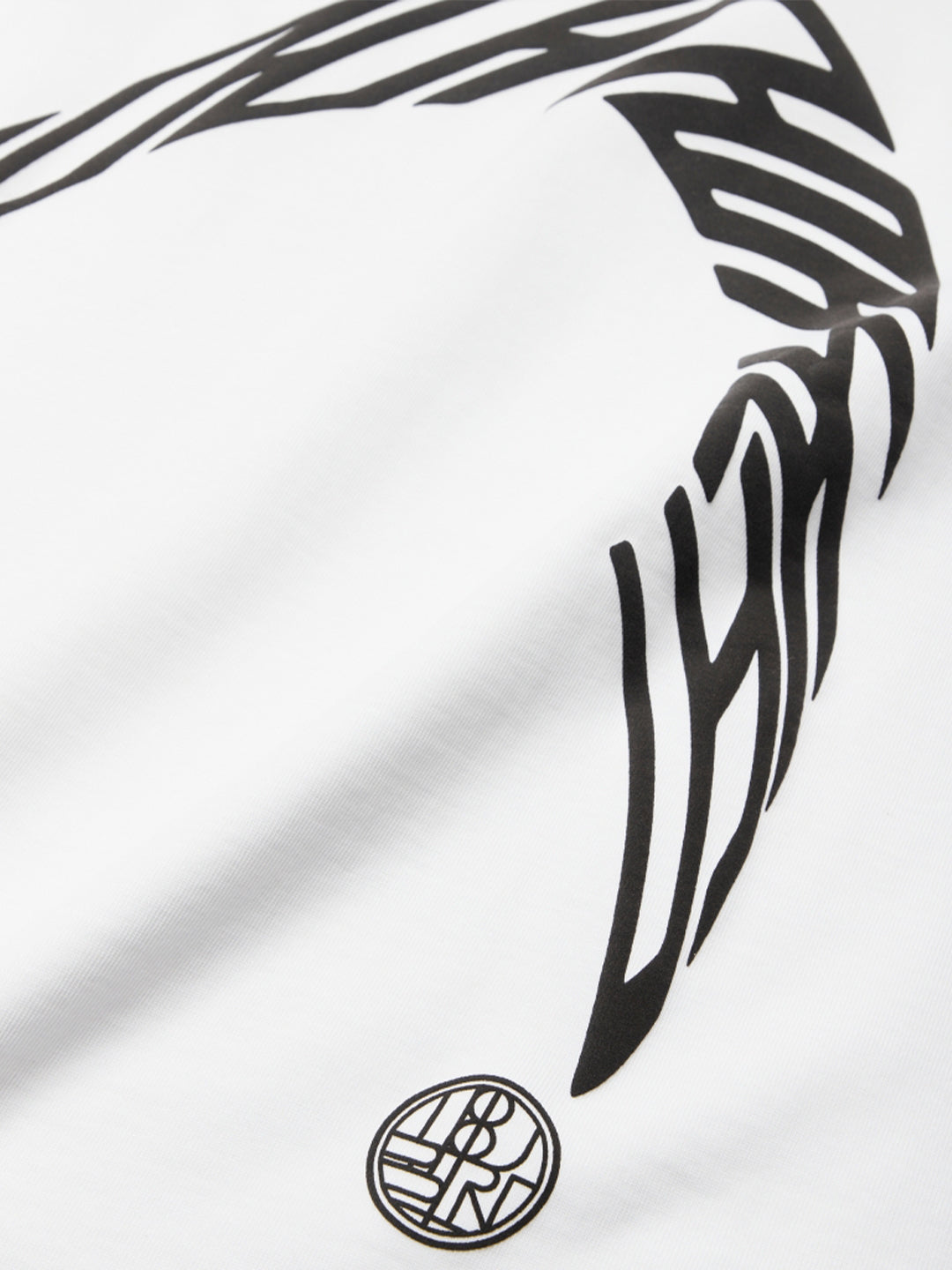 Woodbird WBBeam Warp Longsleeve White - close-up graphic