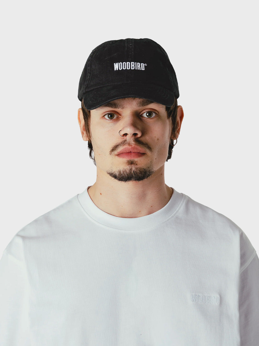 Woodbird WBCore Twill Cap Black – model voor