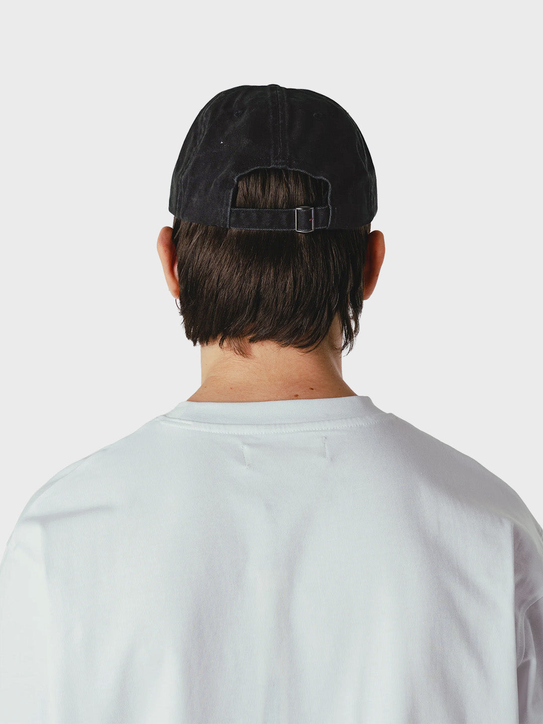 Woodbird WBCore Twill Cap Black – model achter