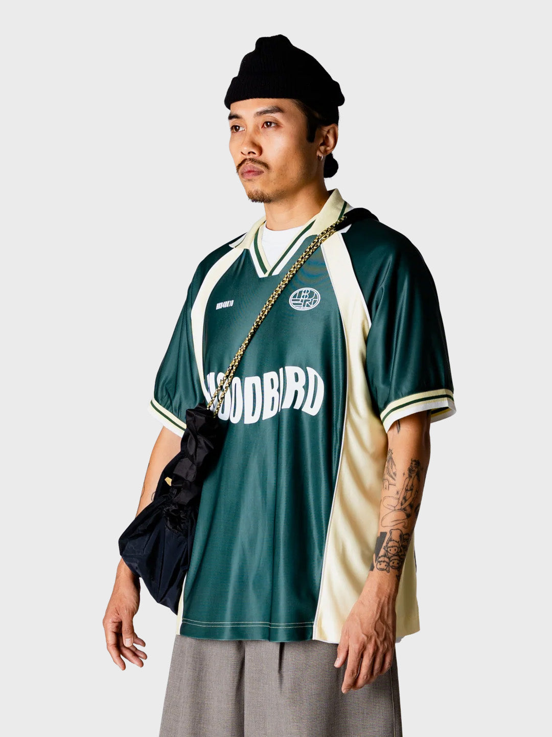 Woodbird WBTaka Sports Polo Pine Green - model zijkant