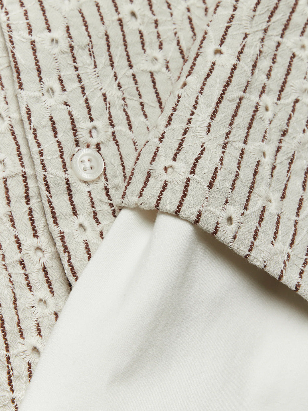 Woodbird WBWang Double Layered Shirt Off-White – close-up