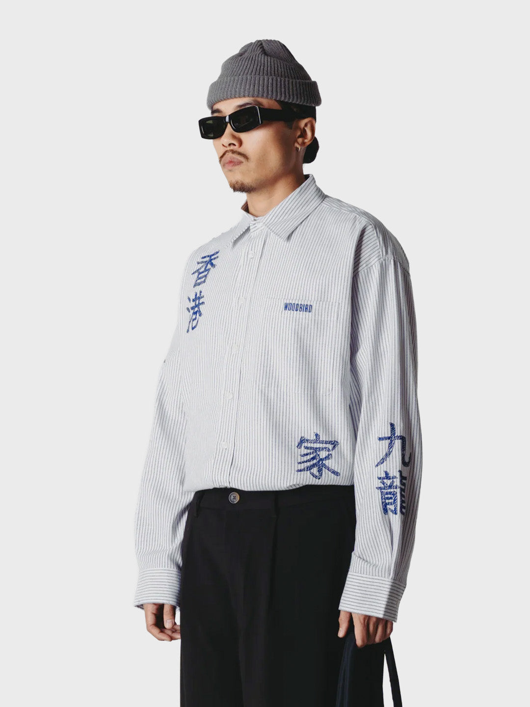Woodbird WBXing Ox Writing Shirt White/Navy – zijkant