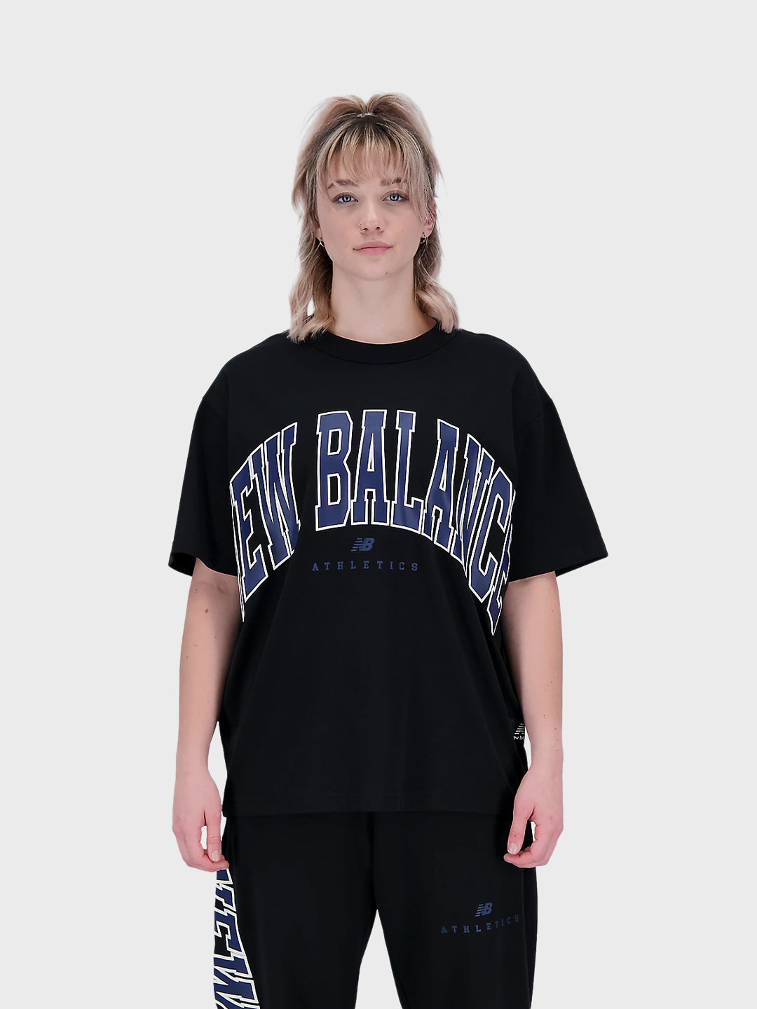 new balance warped classics t-shirt zwart