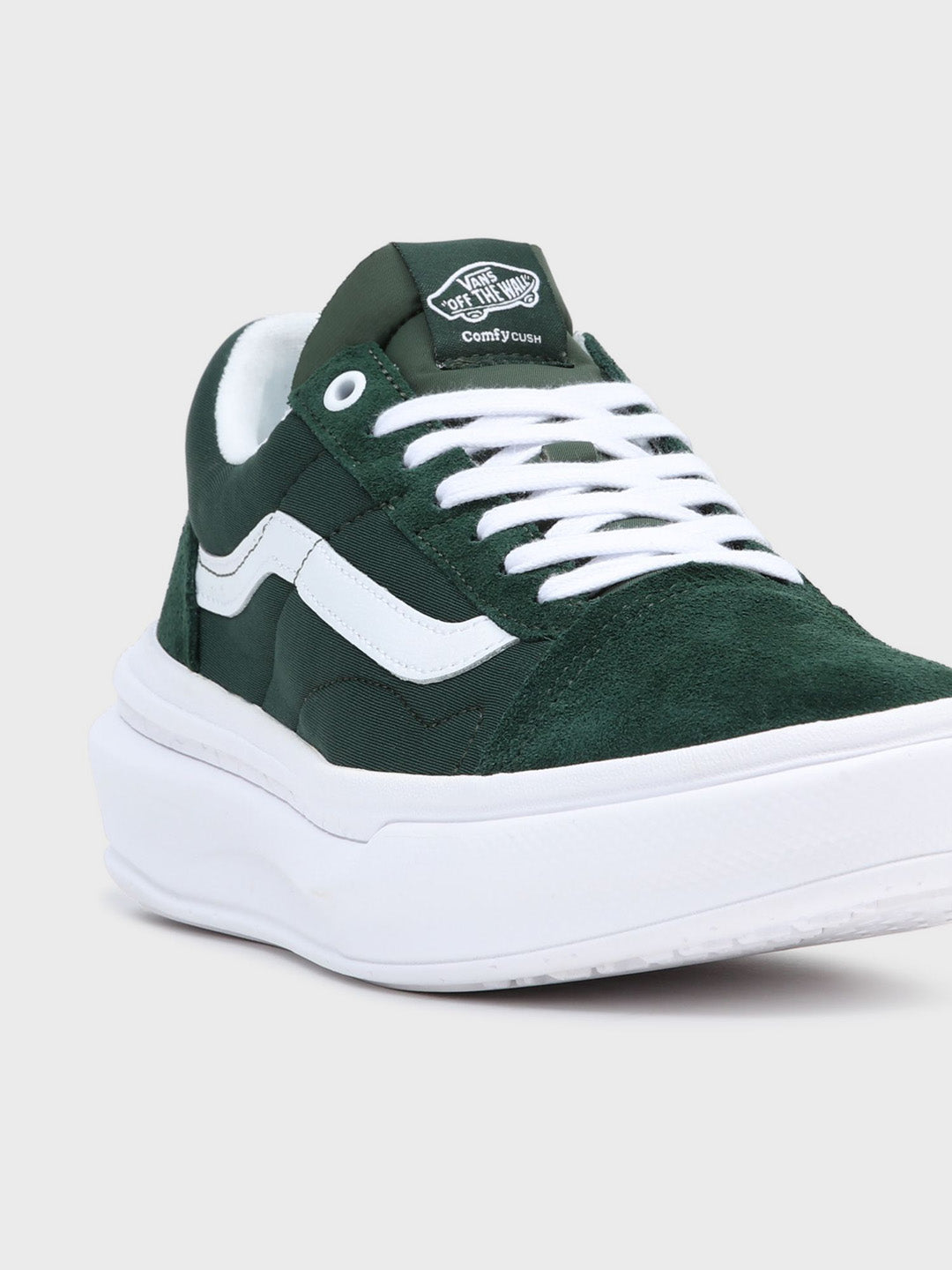 Vans off the outlet wall shoes green